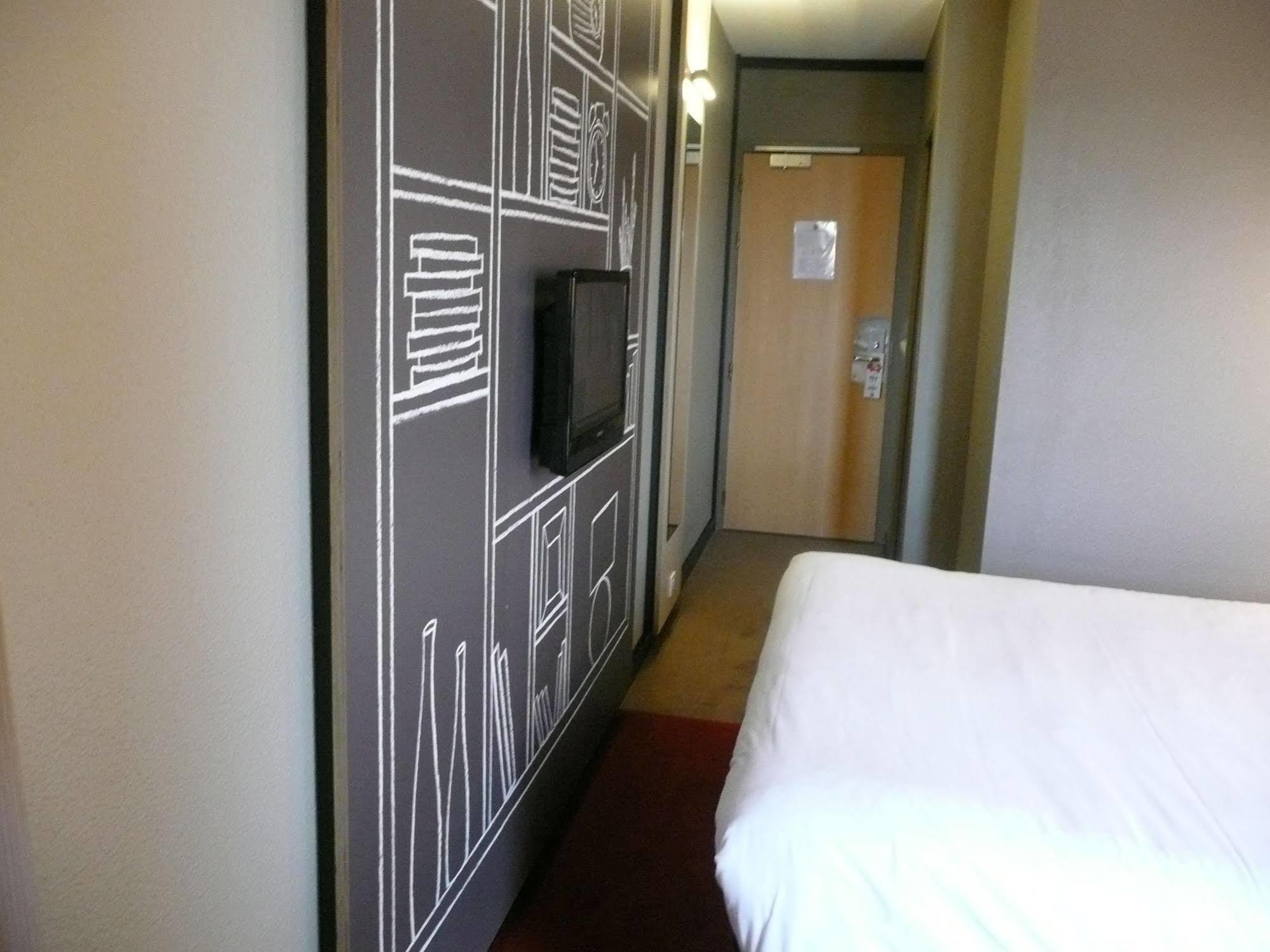 Hotel Ibis Saint Brieuc Yffiniac Zewnętrze zdjęcie